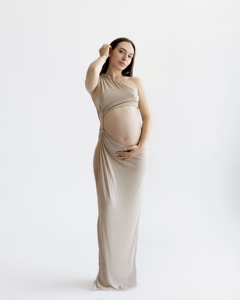Maternity photograph 1