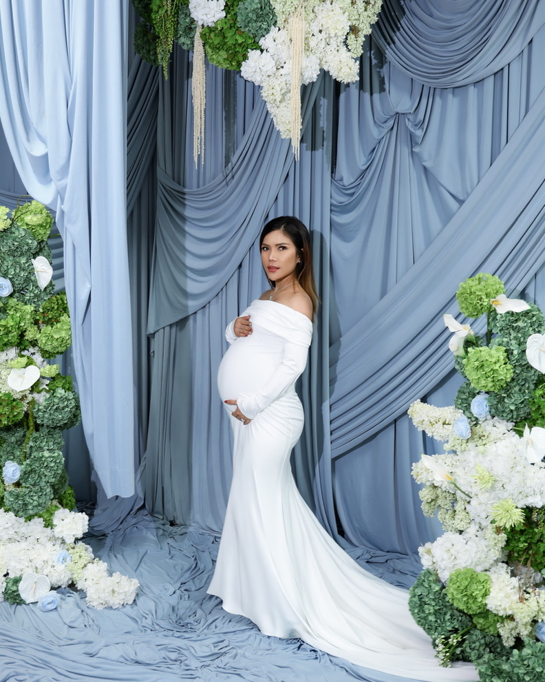 Maternity photograph 9