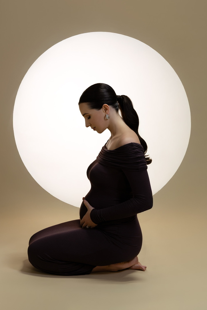 Maternity photograph 14