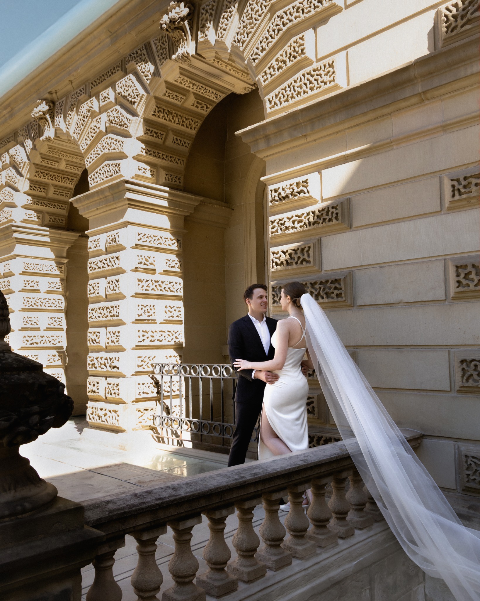 Architectural balcony portrait